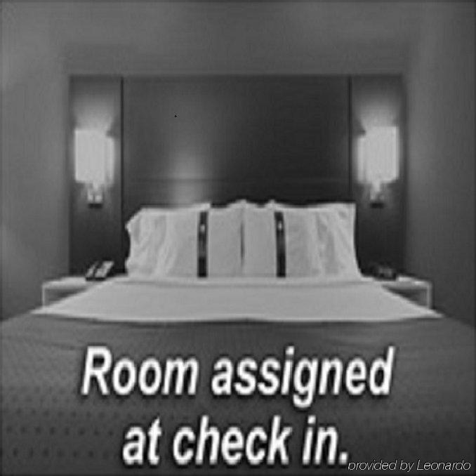 Sonesta Essential Atlantic West Hotel